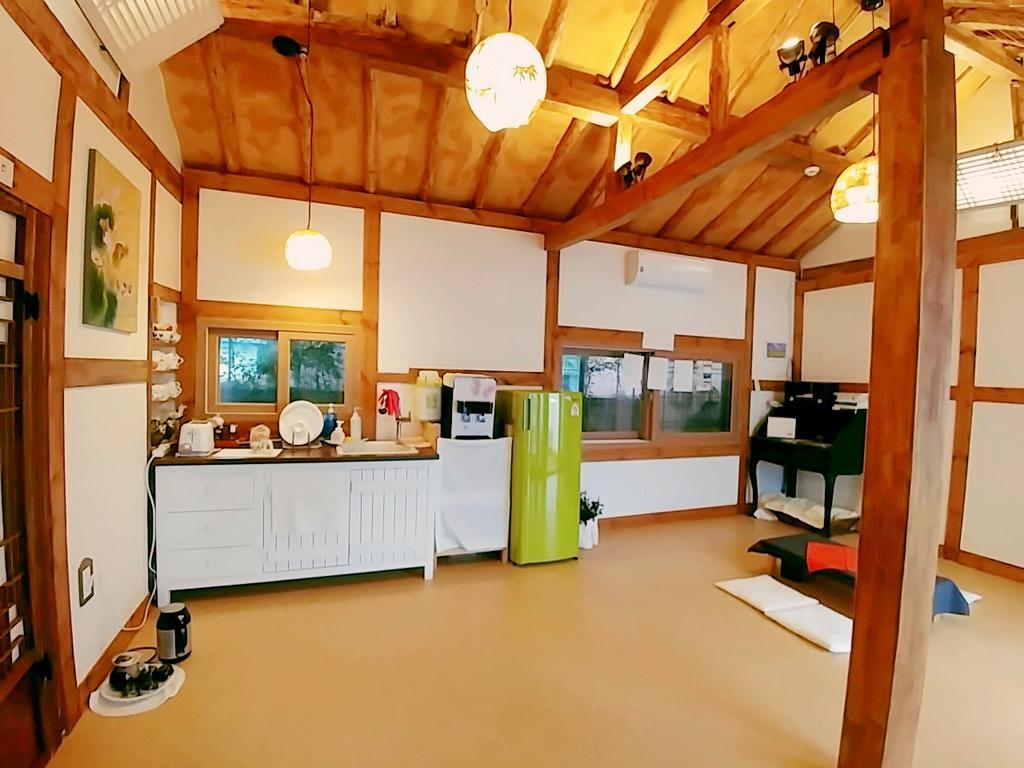מוקפו Yujeong Hanok Guesthouse מראה חיצוני תמונה