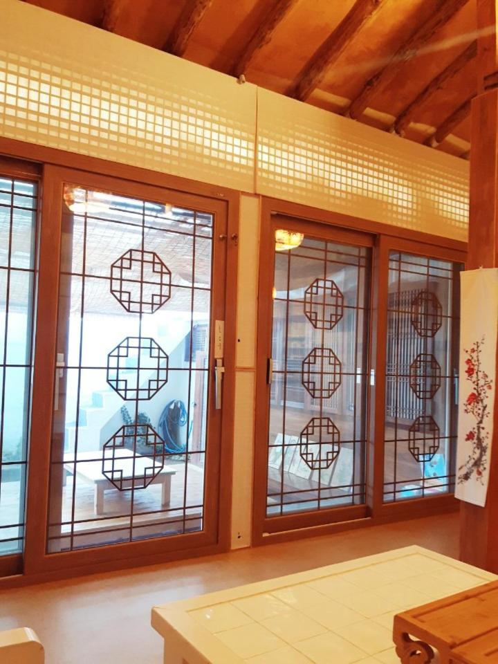 מוקפו Yujeong Hanok Guesthouse מראה חיצוני תמונה